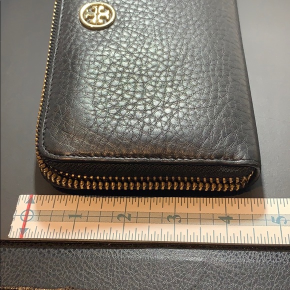 Tory Burch wallet organizer pebbled leather euc - Picture 5 of 8